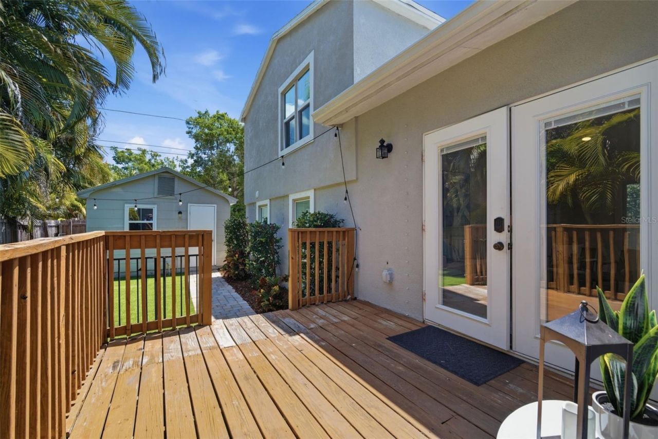 3105 Jackson Street N, Saint Petersburg, FL 33704 Photo