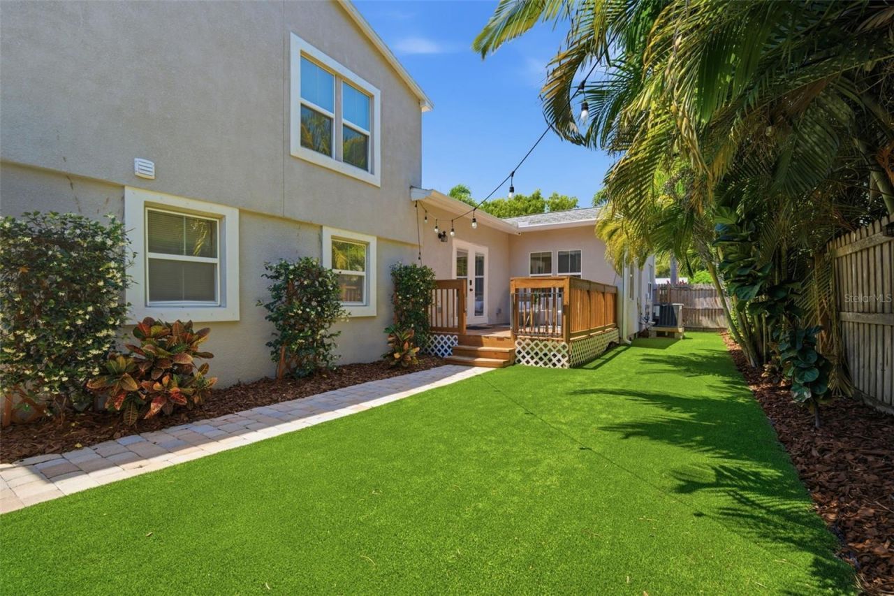 3105 Jackson Street N, Saint Petersburg, FL 33704 Photo