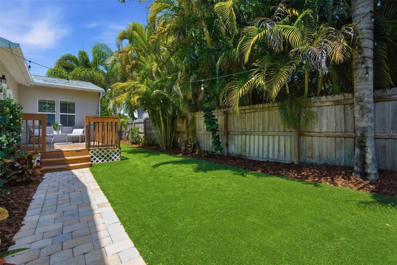 3105 Jackson Street N, Saint Petersburg, FL 33704 Photo