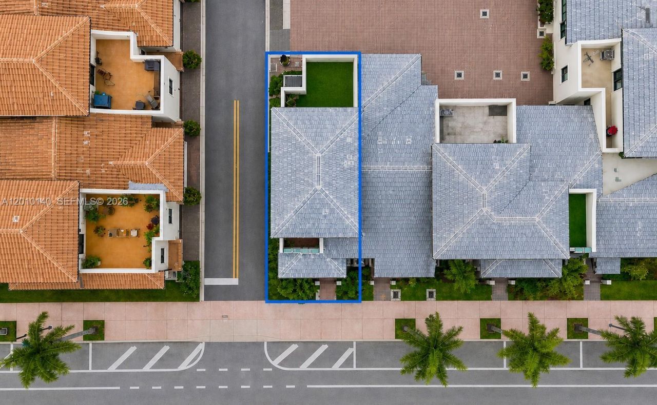 8368 Central Park Blvd, Doral, FL 33166 Photo