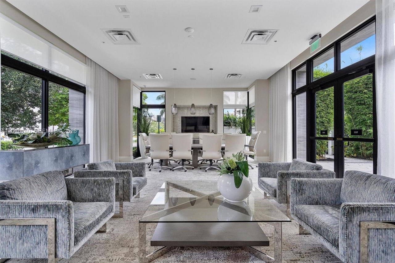 8368 Central Park Blvd, Doral, FL 33166 Photo