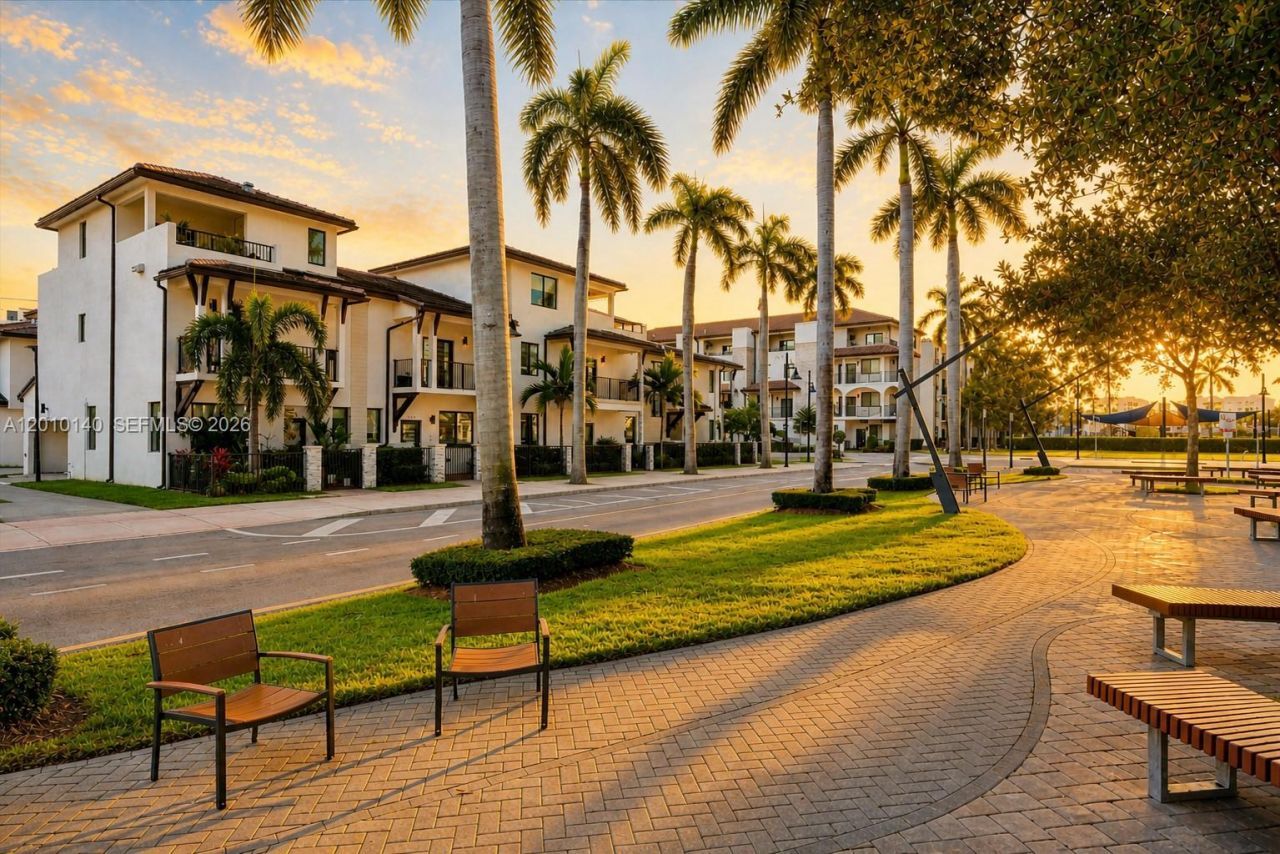 8368 Central Park Blvd, Doral, FL 33166 Photo