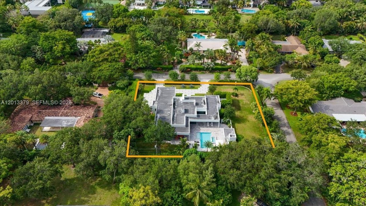 6785 SW 99th Ter, Pinecrest, FL 33156 Photo
