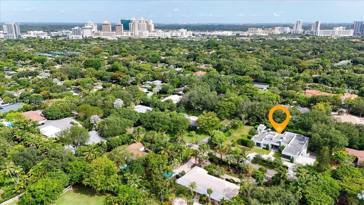 6785 SW 99th Ter, Pinecrest, FL 33156 Photo