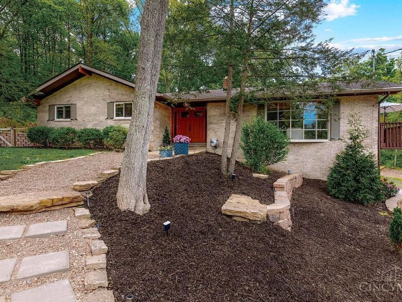 8200 Hopper Road, Cincinnati, OH 45255 Photo 3