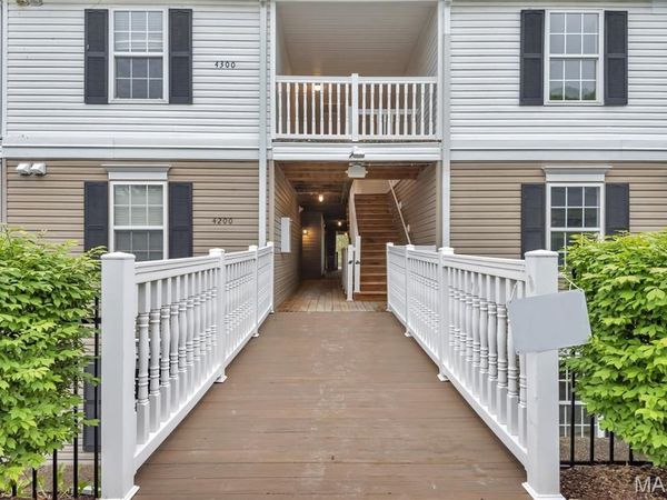 4302 Spring Creek Lane, O'Fallon, MO 63368