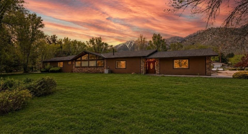 232 Beverly Way, Gardnerville, NV 89460 Photo