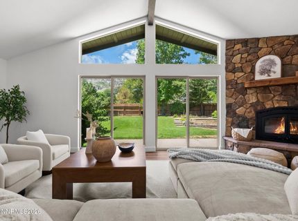 232 Beverly Way, Gardnerville, NV 89460 Photo