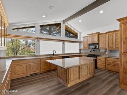 232 Beverly Way, Gardnerville, NV 89460 Photo
