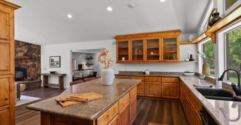 232 Beverly Way, Gardnerville, NV 89460 Photo