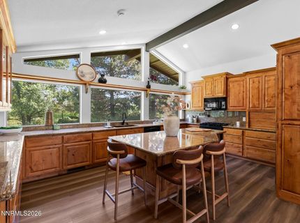 232 Beverly Way, Gardnerville, NV 89460 Photo