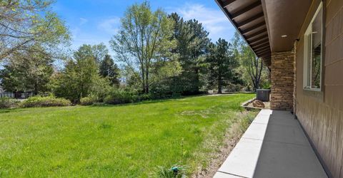 232 Beverly Way, Gardnerville, NV 89460 Photo