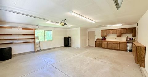 232 Beverly Way, Gardnerville, NV 89460 Photo