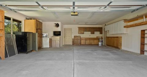 232 Beverly Way, Gardnerville, NV 89460 Photo