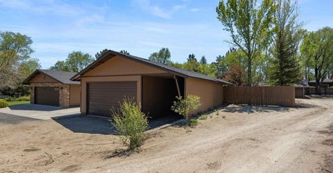 232 Beverly Way, Gardnerville, NV 89460 Photo
