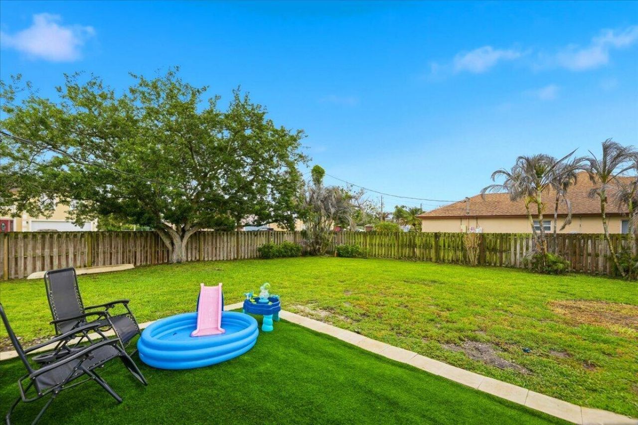 6208 NW Kukui Court, Port Saint Lucie, FL 34983 Photo