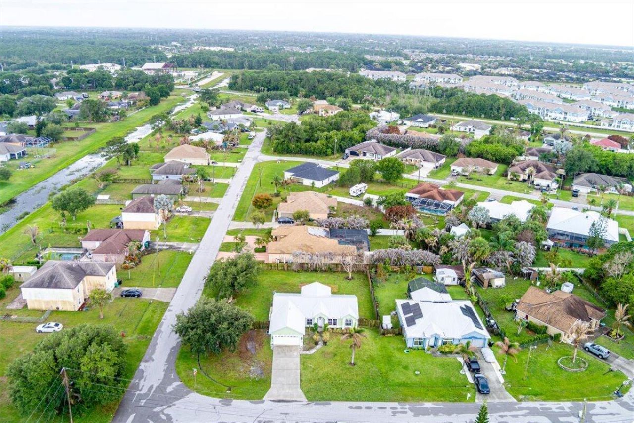 6208 NW Kukui Court, Port Saint Lucie, FL 34983 Photo