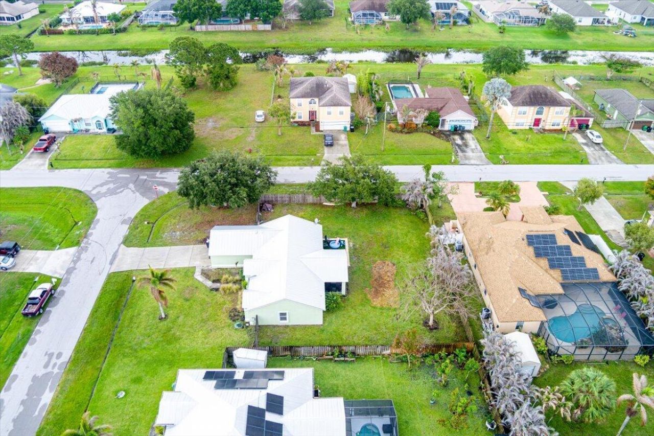 6208 NW Kukui Court, Port Saint Lucie, FL 34983 Photo