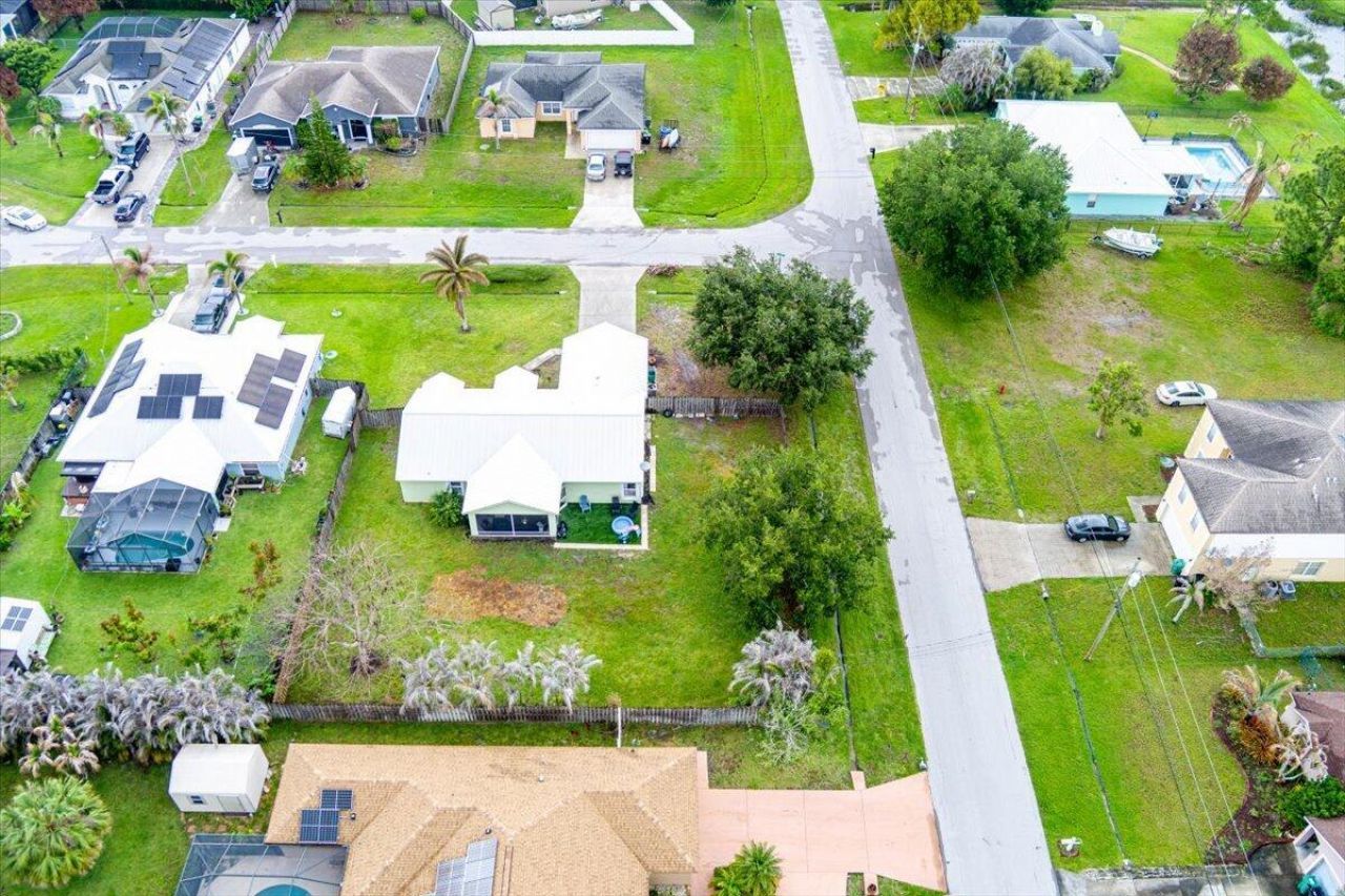 6208 NW Kukui Court, Port Saint Lucie, FL 34983 Photo