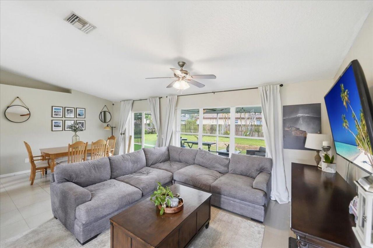 6208 NW Kukui Court, Port Saint Lucie, FL 34983 Photo