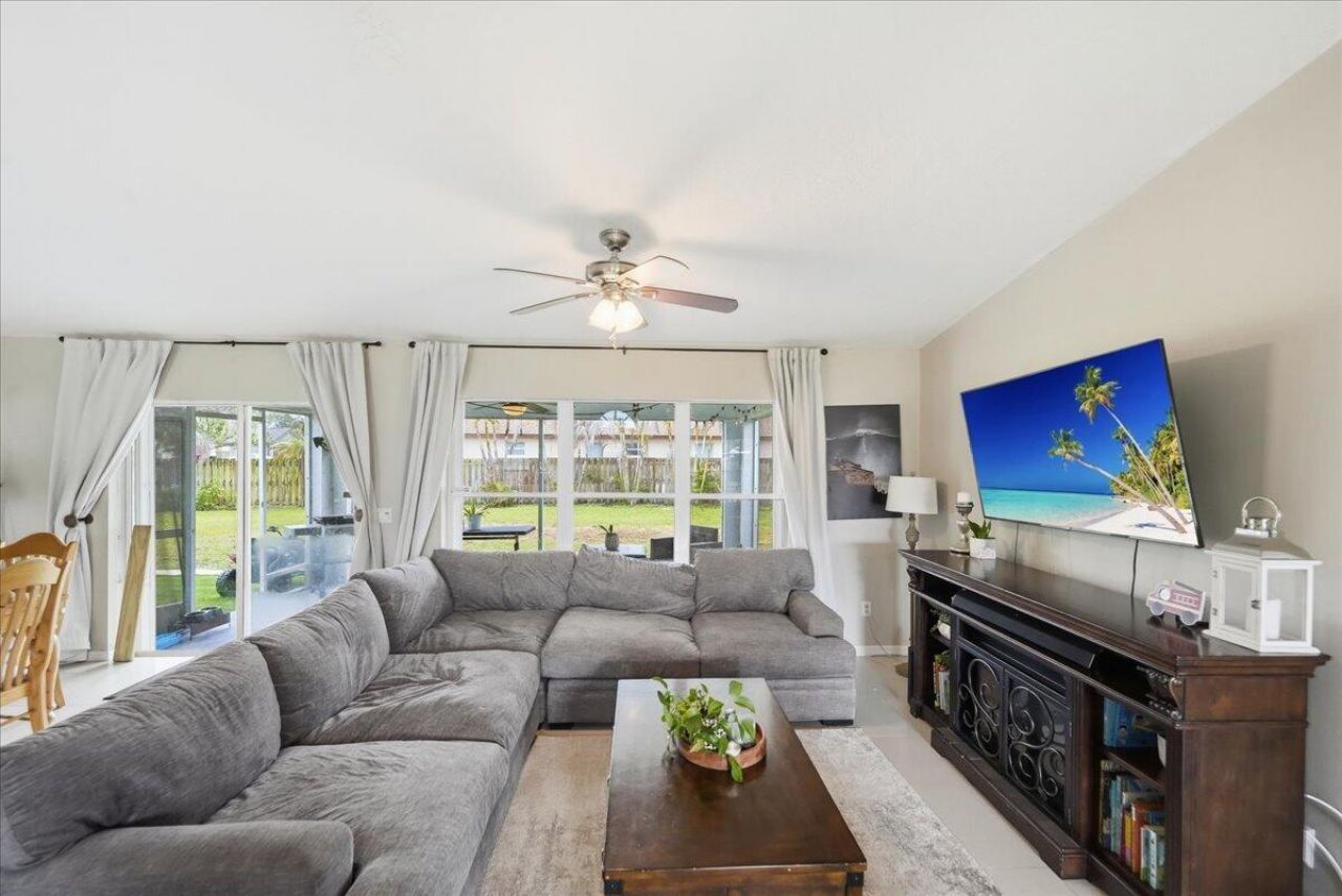 6208 NW Kukui Court, Port Saint Lucie, FL 34983 Photo