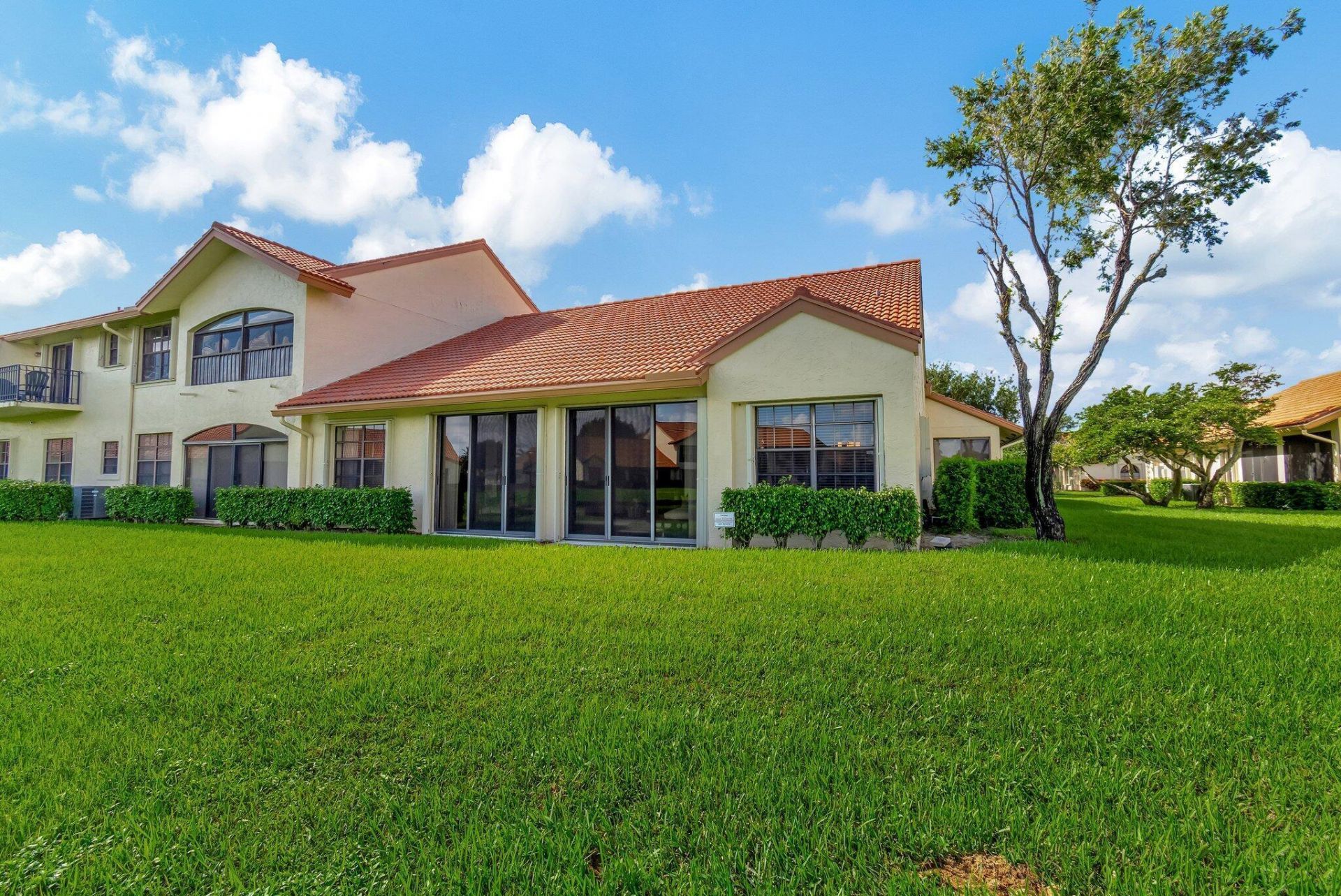 8308 Waterline Drive, Unit 102, Boynton Beach, FL 33472 Photo