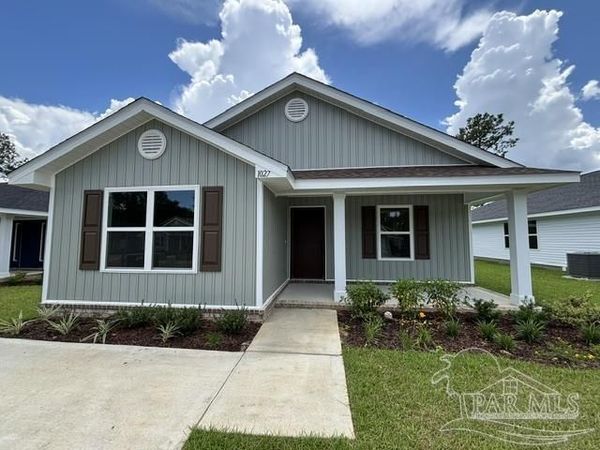 1027 Brimwood Cir, Unit 3D, Cantonment, FL 32533