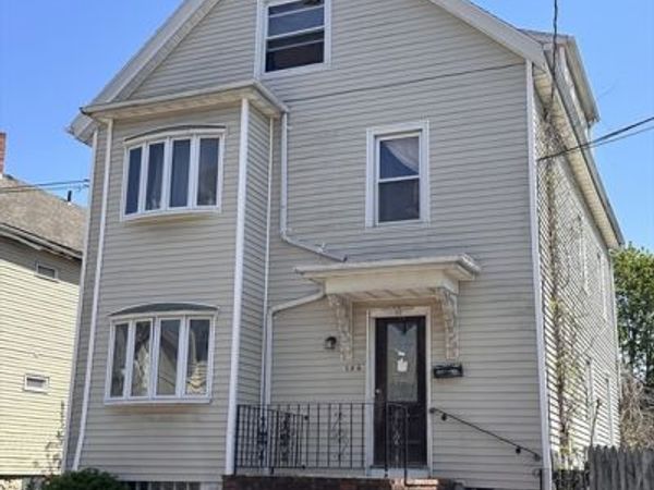 156 Holly St, New Bedford, MA 02746