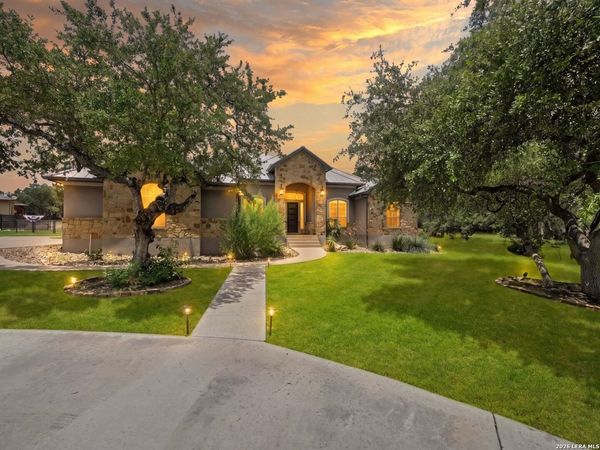 654 Copper Trace, New Braunfels, TX 78132