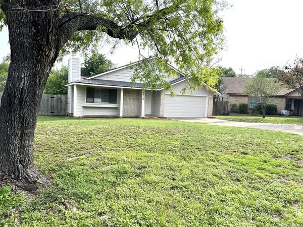 8818 RIDGE GATE ST, San Antonio, TX 78250