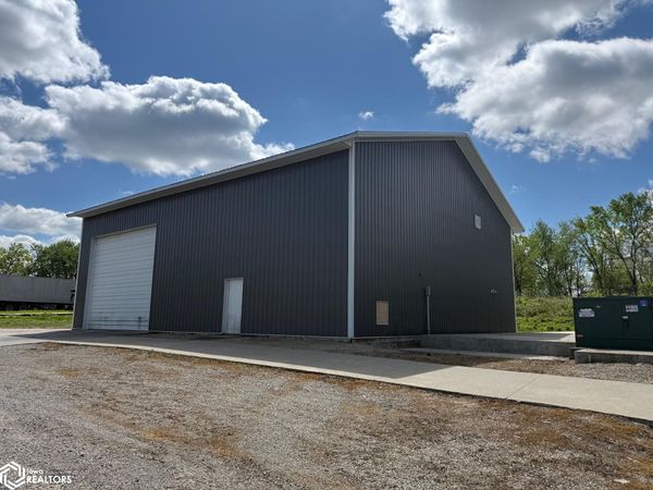 000 Mill Street, Bloomfield, IA 52537