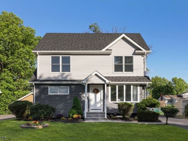 81 Hutchinson St, Clark, NJ 07066