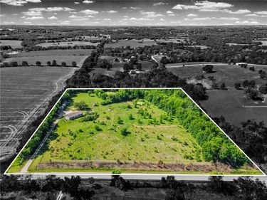 7221 SE Pp Highway, Holt, MO 64048