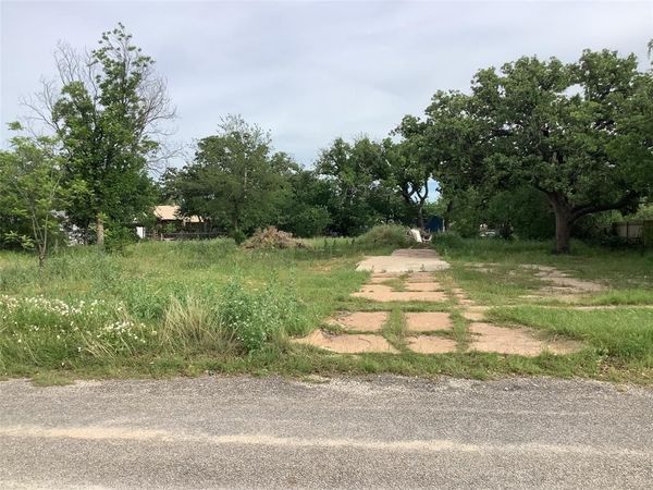 1007 W 12th Street , Cisco, TX 76437