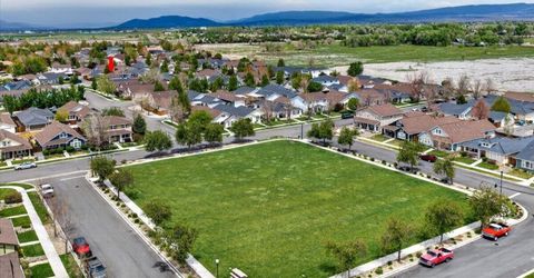 1347 Scarlet Oak Drive, Gardnerville, NV 89410 Photo
