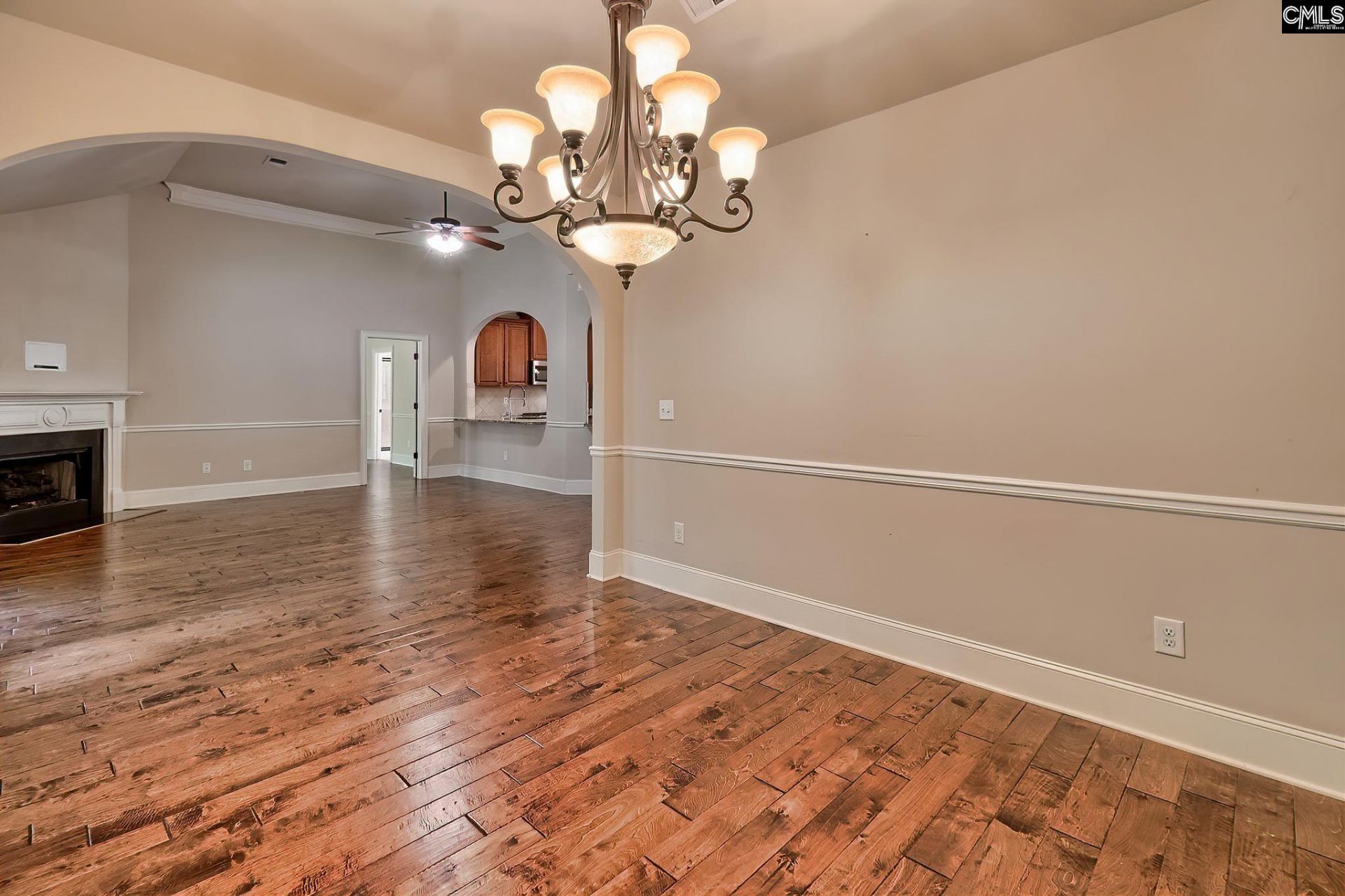 109 Saks Avenue  Photo 16