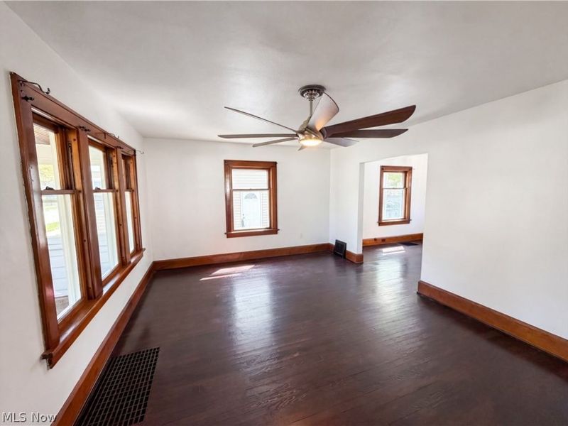 384 Mildred Street, Painesville, OH 44077 Photo 10