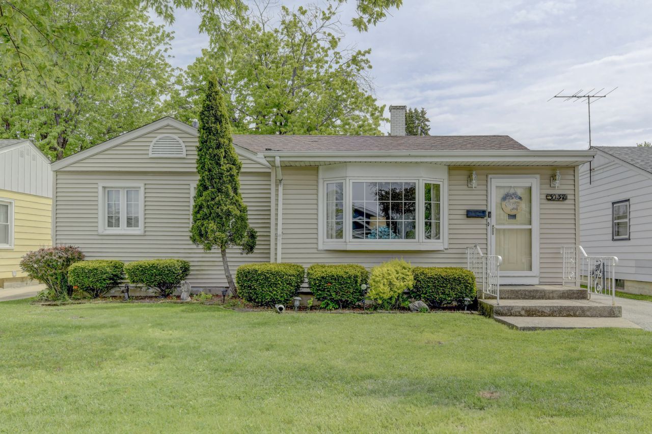 3037 Enterprise Park Avenue, South Chicago Heights, IL 60411 Main Photo