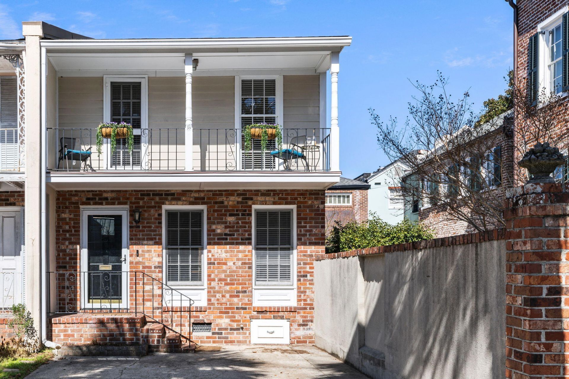 164 Queen Street Photo 15