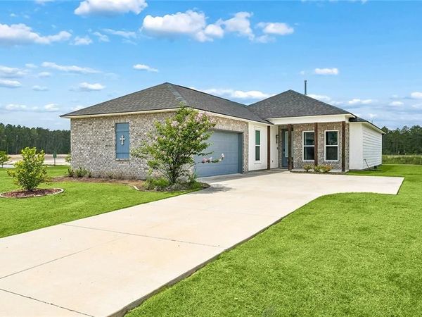 75365 SYDNEY Drive , Covington, LA 70435