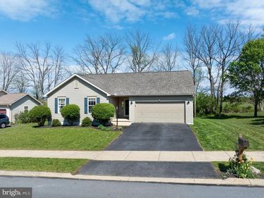 144 STEEPLECHASE DRIVE, PLEASANT GAP, PA 16823