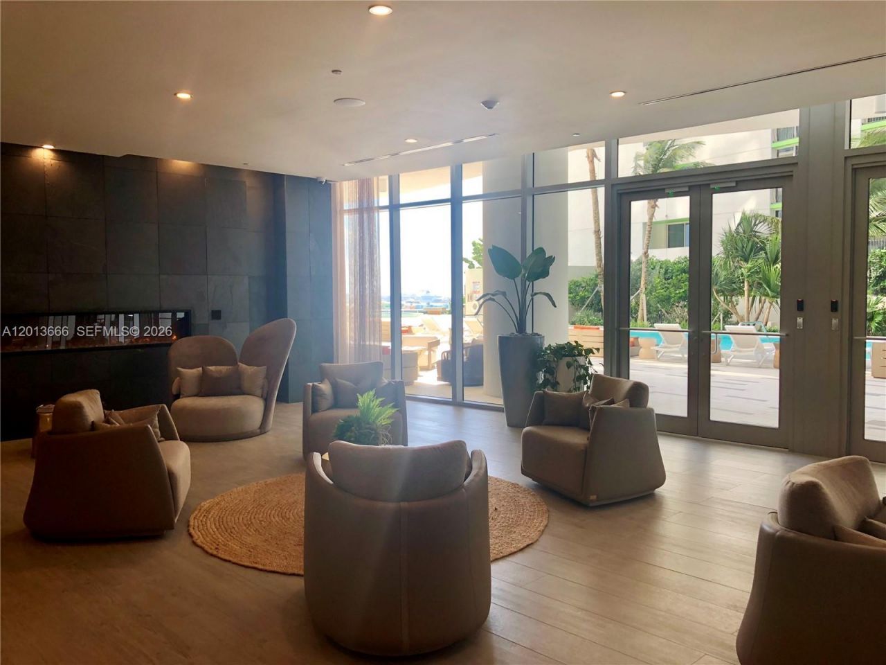 488 NE 18th St , Unit 2203, Miami, FL 33132 Photo