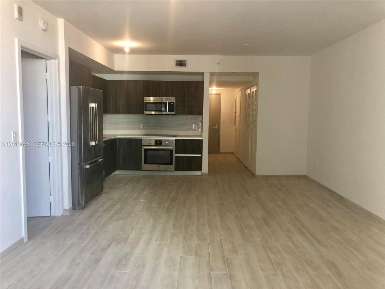 488 NE 18th St , Unit 2203, Miami, FL 33132 Photo