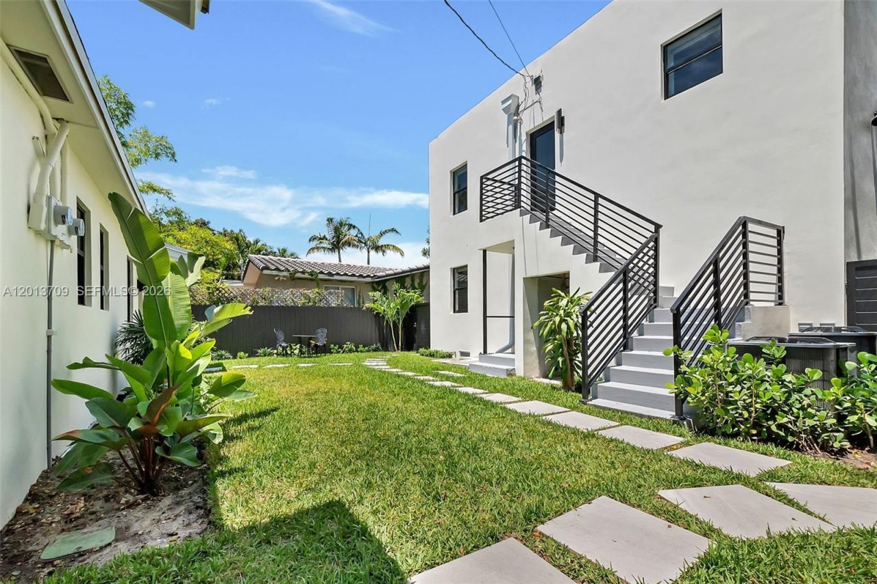 1840 SW 22nd Ter, Unit 1, Miami, FL 33145 Photo