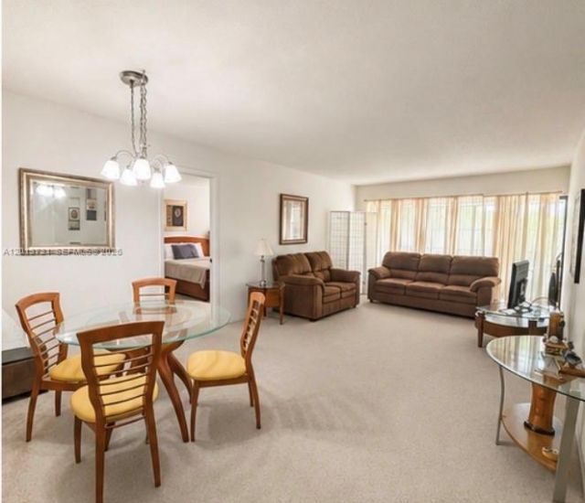 240 Lakeview Dr , Unit 212, Weston, FL 33326 Photo