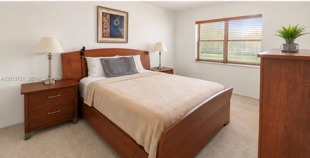 240 Lakeview Dr , Unit 212, Weston, FL 33326 Photo
