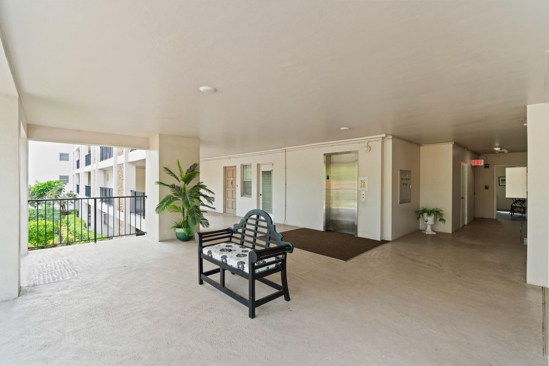 2900 N Palm Aire Drive, Unit 106, Pompano Beach, FL 33069 Photo
