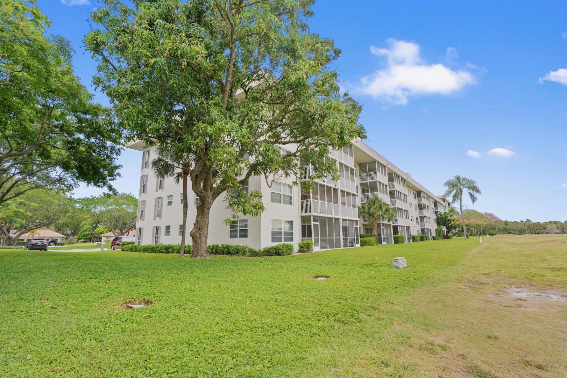 2900 N Palm Aire Drive, Unit 106, Pompano Beach, FL 33069 Photo