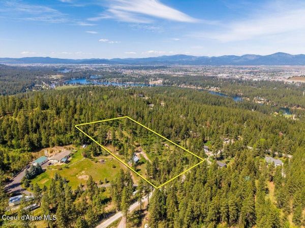 821 S Star Garnet Rd , Coeur d'Alene, ID 83814