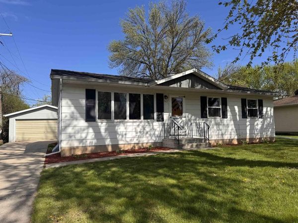 787 CHESTER PLACE, Fond Du Lac, WI 54935